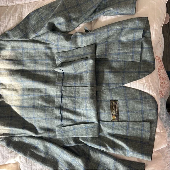 Samuel Sohn Men's Blazer. Size 44 (chest) Reg 6